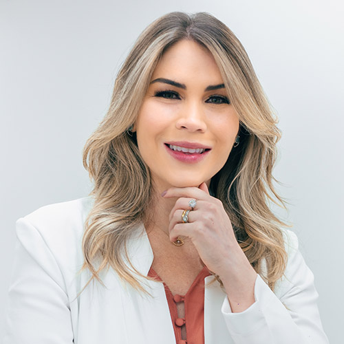 MELINAKICHLER-5.jpg